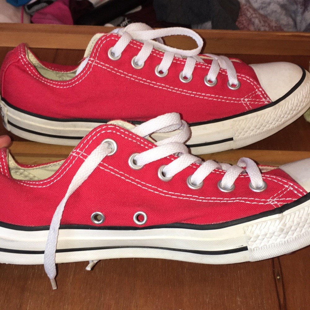Red converse